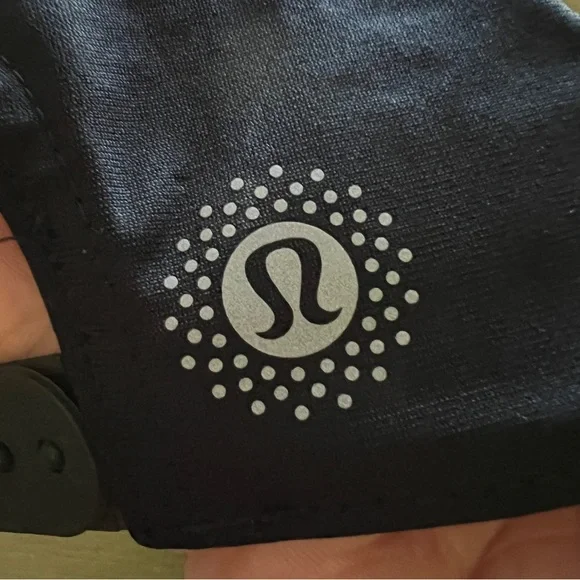 Lululemon Seawheeze 2015 Commemorative
Adjustable Cap - Picture 7 of 10